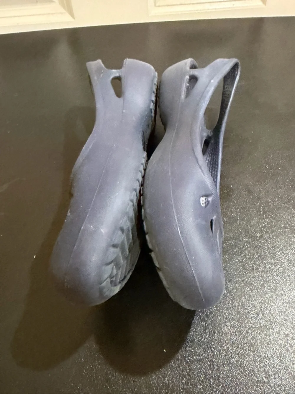 CROCS blue Slip-On Rubber Flats size 6